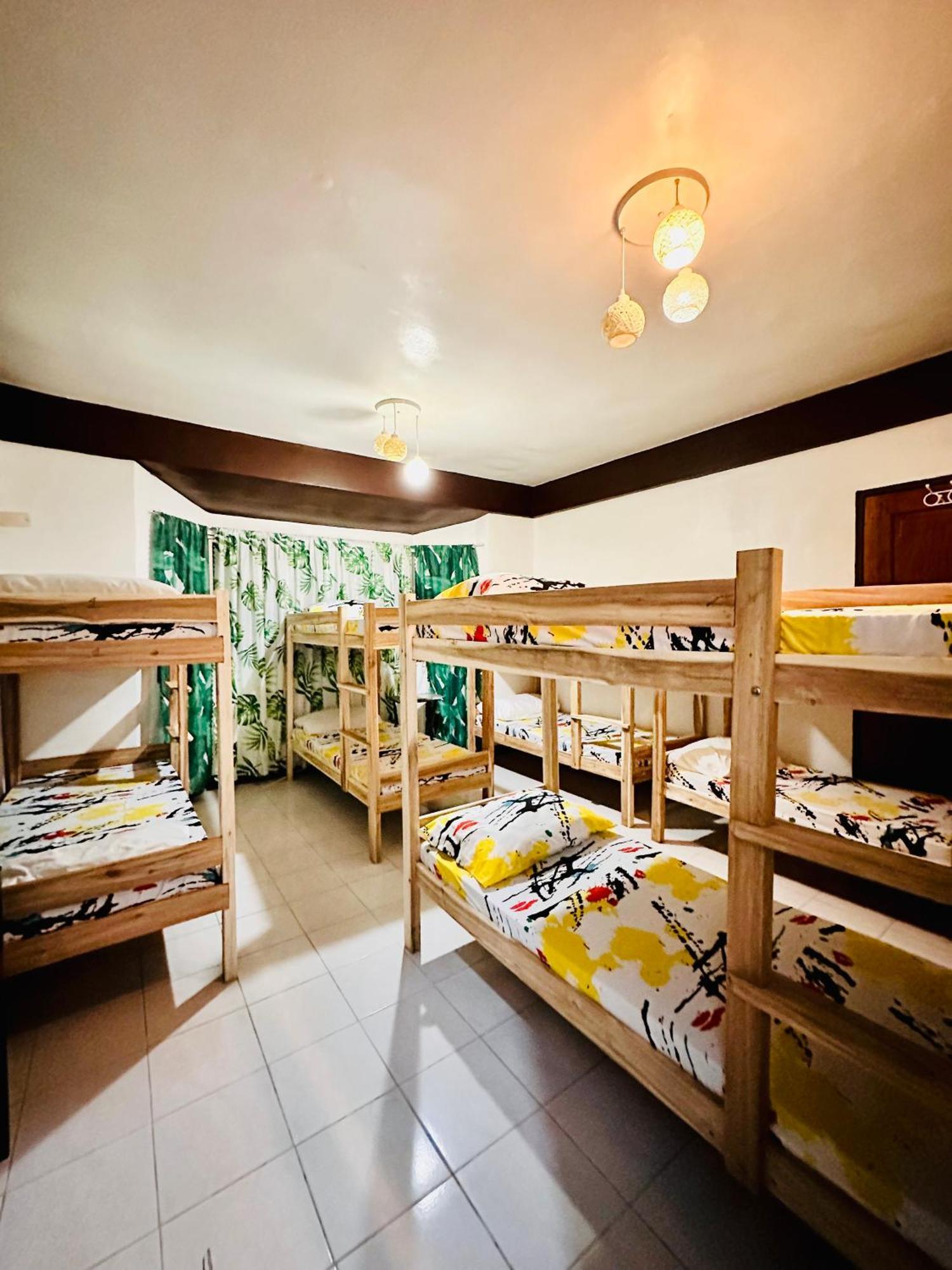 Close To The Airport, City Center, Accessible - Amancio'S New Extension Puerto Princesa Eksteriør billede