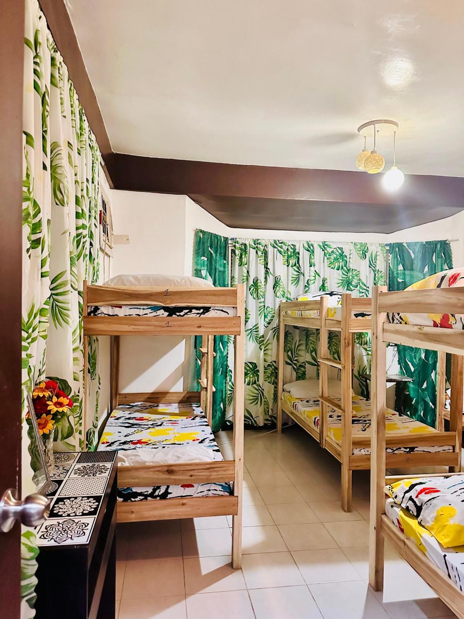 Close To The Airport, City Center, Accessible - Amancio'S New Extension Puerto Princesa Eksteriør billede