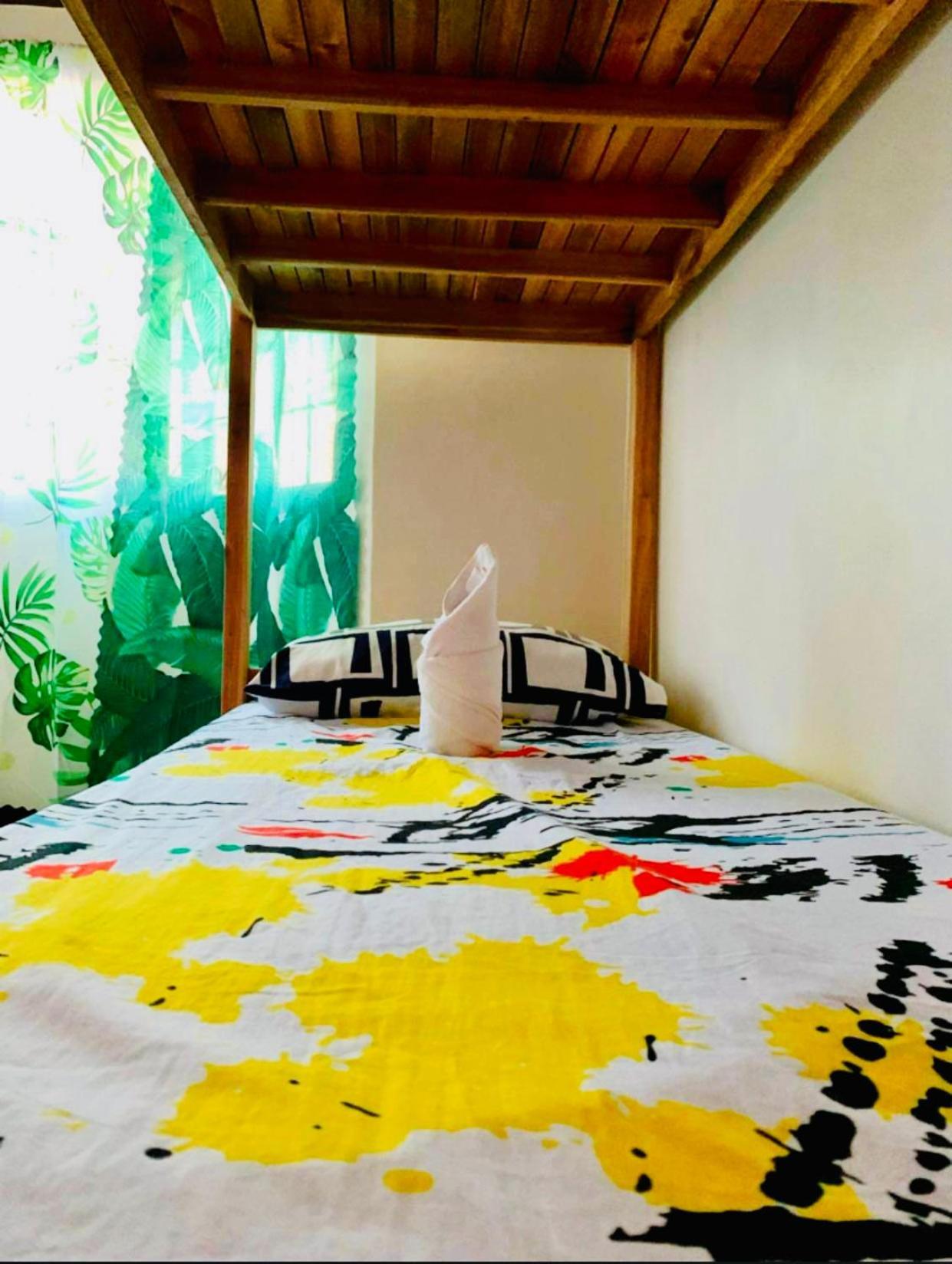 Close To The Airport, City Center, Accessible - Amancio'S New Extension Puerto Princesa Eksteriør billede